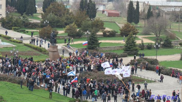 севастополь 2014 русская крымская весна митинг у памятника тарасу шевченко