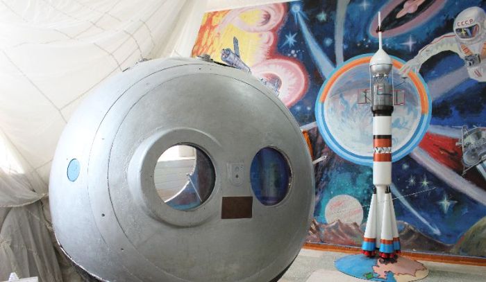 крым евпатория витино центр космос модель ракеты спускаемый аппарат
