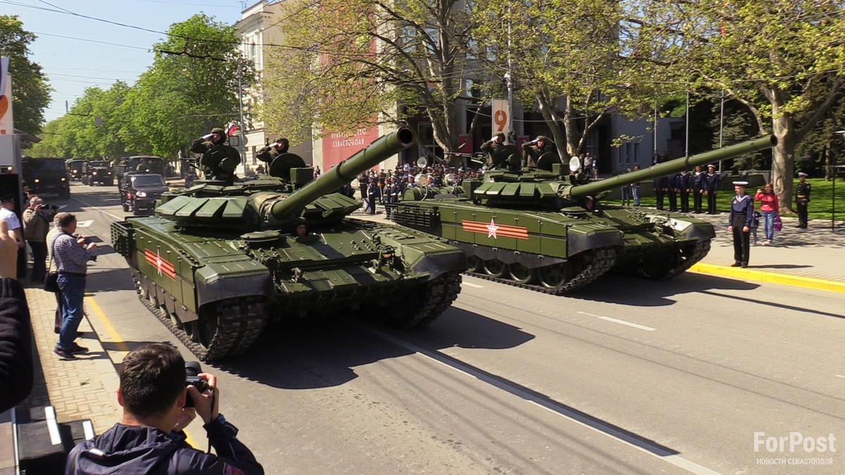 парад техника танк севастополь победа праздник