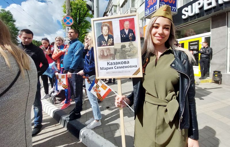 крым симферополь парад победа бессмертный полк связистка герой