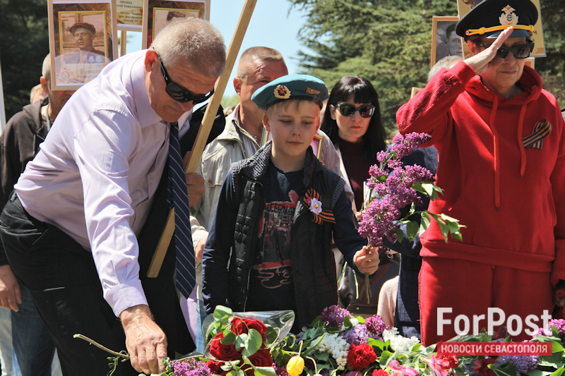 крым симферополь парад бессмертный полк день победы 9 мая шествие 