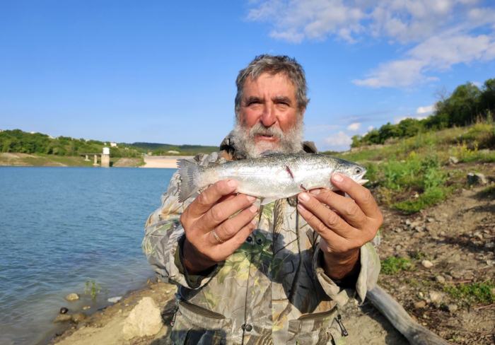 рыба река Крым рыбак