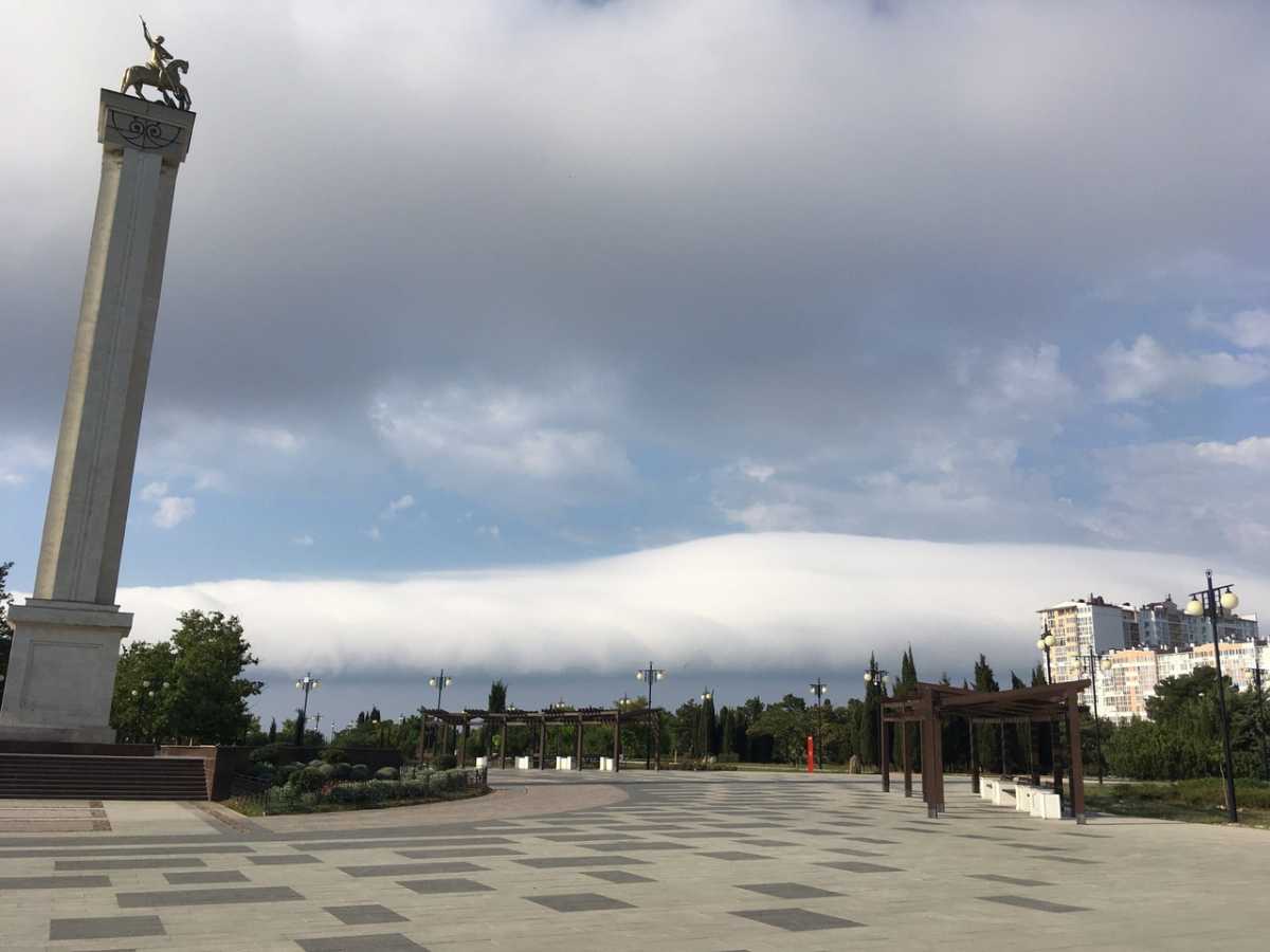 Необычные облака в Парке Победы