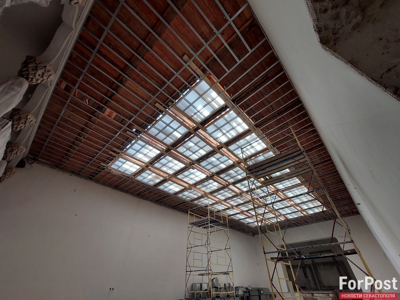 крым феодосия галерея айвазовский реставрация потолок