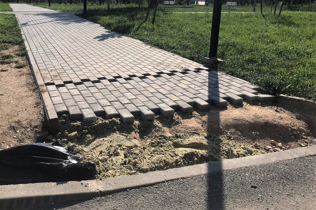 севастополь лысый сквер плитка тротуар