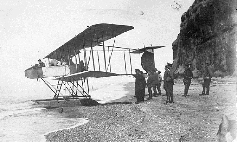 Севастополь первая школа авиации