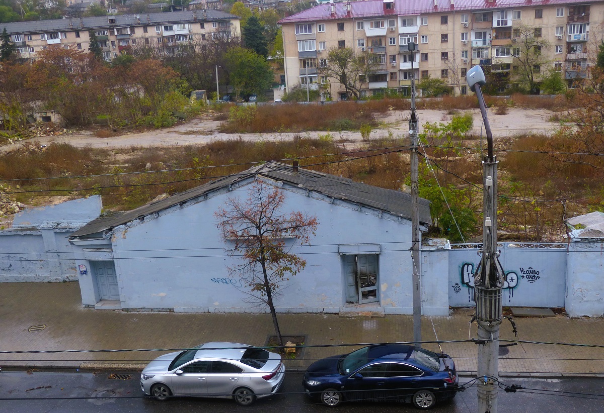 В Севастополе на «Горячем хлебе» падают камни с неба | 09.11.2023 |  Севастополь - БезФормата