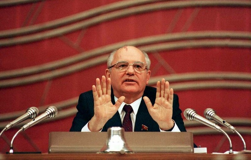 развал СССР Горбачев