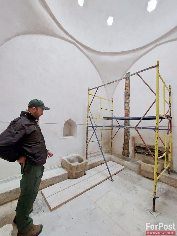 крым бахчисарай дворец музей реставрация бани