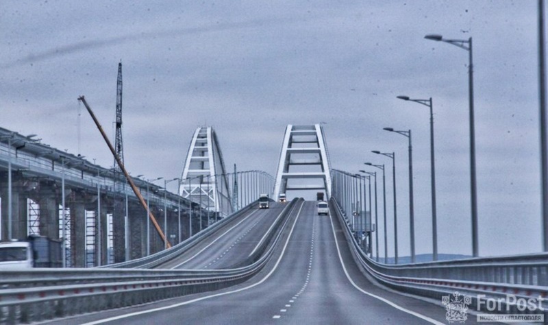 крымский мост траффик движение автомобили